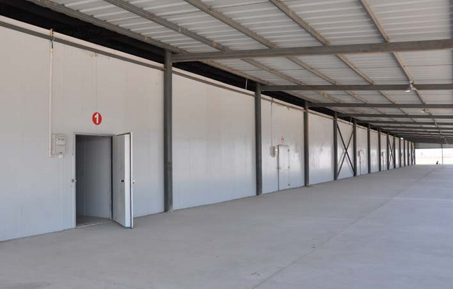 建造學(xué)校食堂冷庫(kù)